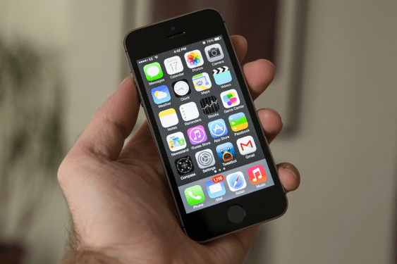 iphone 5s front hand